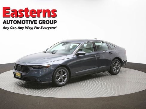 Used 2023 Honda Accord EX image 57