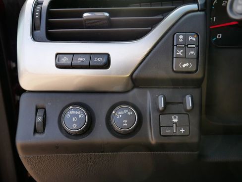 Used 2020 Chevrolet Tahoe Premier w/ Premier Plus Edition image 28