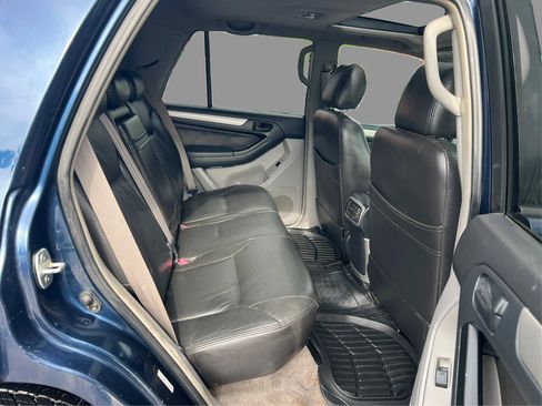Used 2005 Toyota 4Runner Sport RWD image 27
