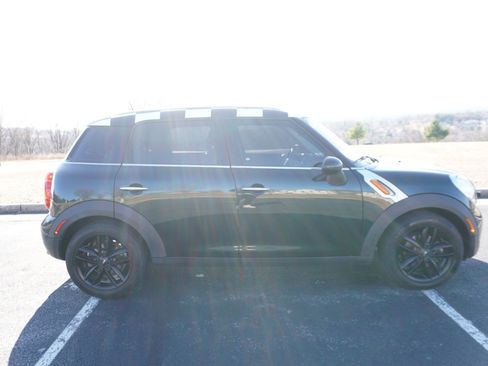 Used 2011 MINI Cooper Countryman image 10
