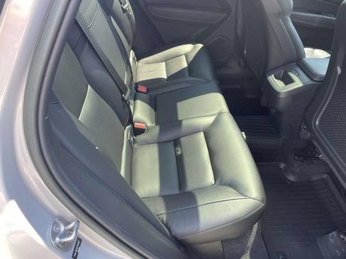 Used 2023 Volvo XC60 B5 Core w/ Climate Package AWD/4WD image 19