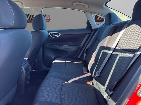 Used 2019 Nissan Sentra SV image 10