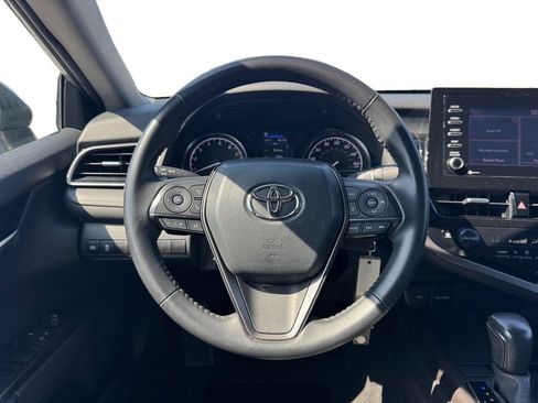 Used 2024 Toyota Camry SE FWD image 12