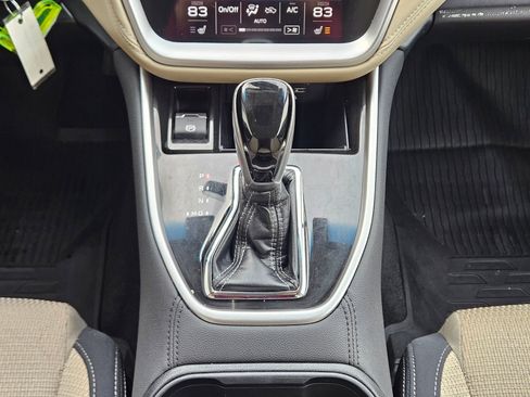 Used 2021 Subaru Outback Premium image 13