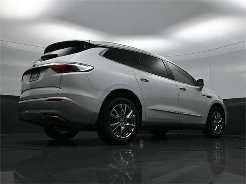 Used 2023 Buick Enclave Premium w/ Experience Buick Package image 29