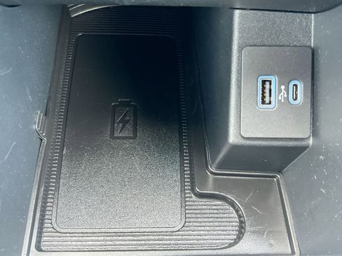 Used 2024 Ford Edge SEL w/ Convenience Package AWD/4WD image 30