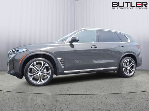 New 2026 BMW X5 sDrive40i w/ Climate Comfort Package RWD image 1