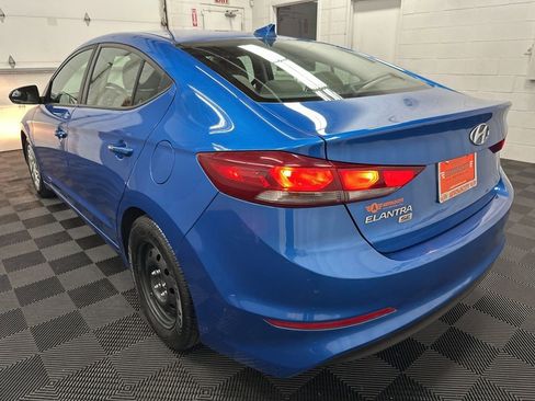 Used 2017 Hyundai Elantra SE FWD image 8