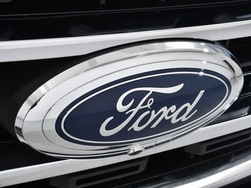 Used 2022 Ford F150 XLT w/ Equipment Group 302A High image 20