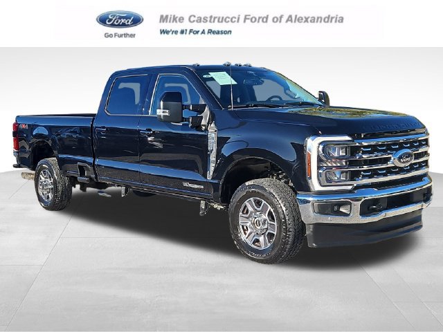 Used 2024 Ford F250 Lariat w/ Lariat Ultimate Package AWD/4WD image 1
