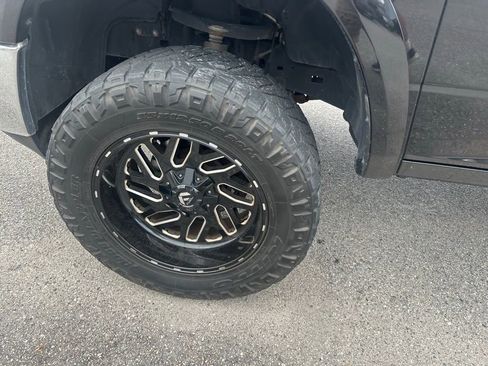 Used 2018 RAM 1500 Laramie image 10