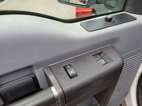 Used 2012 Ford F250 XL w/ PWR Equipment Group image 23