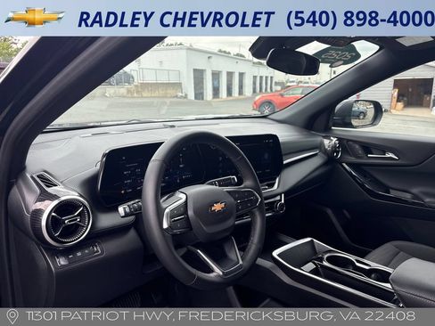 Certified 2025 Chevrolet Equinox LT AWD/4WD image 4