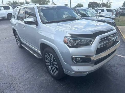Used 2021 Toyota 4Runner Limited AWD/4WD image 2