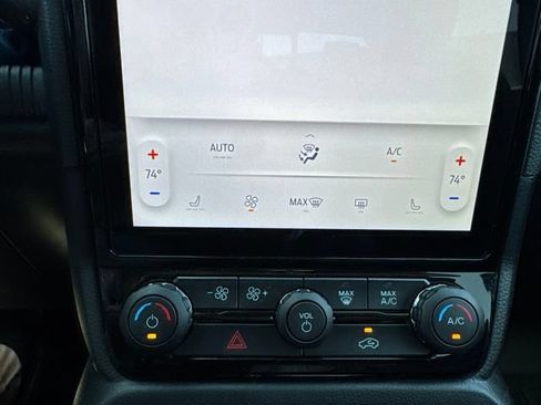 Used 2024 Ford Ranger XLT w/ Technology Package AWD/4WD image 16