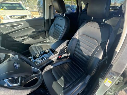 Used 2020 Ford Edge SEL w/ Convenience Package image 14