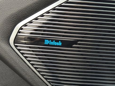 Used 2021 Jeep Grand Cherokee L Overland w/ Luxury Tech Group IV image 15