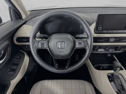 Certified 2024 Honda HR-V LX image 20