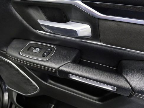 Used 2022 RAM 1500 Laramie w/ Sport Appearance Package image 18