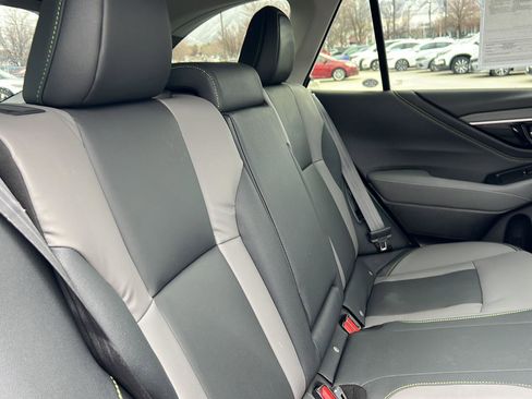 Used 2025 Subaru Outback Onyx Edition image 39