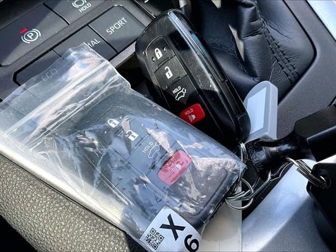 Used 2024 Toyota RAV4 XLE Premium image 15