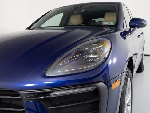 New 2026 Porsche Macan image 36