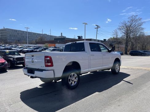 Used 2022 RAM 2500 Big Horn w/ Level B Equipment Group AWD/4WD image 8
