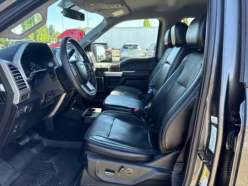 Used 2016 Ford F150 Lariat w/ Equipment Group 501A Mid AWD/4WD image 14