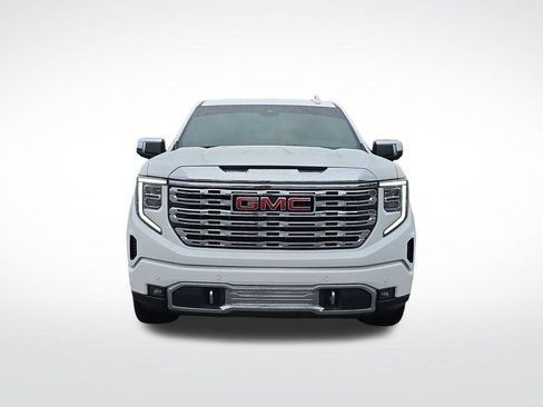 Used 2024 GMC Sierra 1500 Denali w/ Denali Reserve Package AWD/4WD image 10