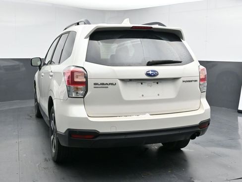 Used 2018 Subaru Forester 2.5i Limited image 6