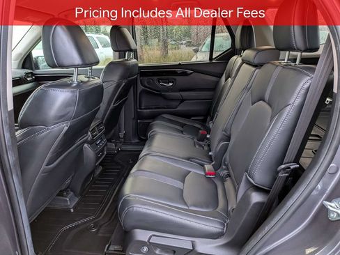 Used 2025 Honda Pilot EX-L image 14