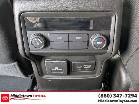 Used 2023 GMC Acadia SLE w/ Driver Convenience Package AWD/4WD image 29