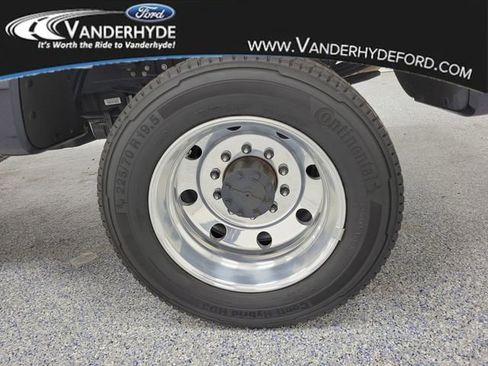 Used 2023 Ford F450 XL image 5
