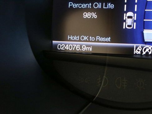 Certified 2022 Ford Edge SEL w/ Convenience Package image 17