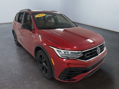Used 2024 Volkswagen Tiguan SE R-Line