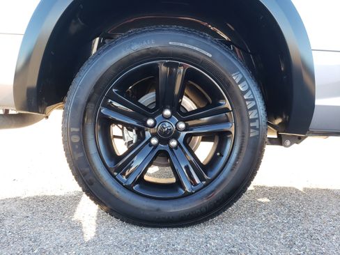 Used 2024 RAM 1500 Classic Warlock image 9