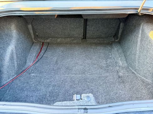 Used 2022 Dodge Challenger R/T w/ Plus Package image 31