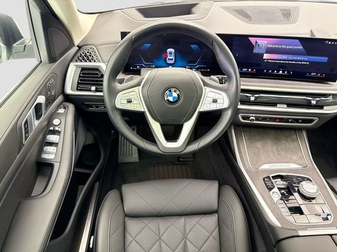 Certified 2024 BMW X7 xDrive40i AWD/4WD image 10
