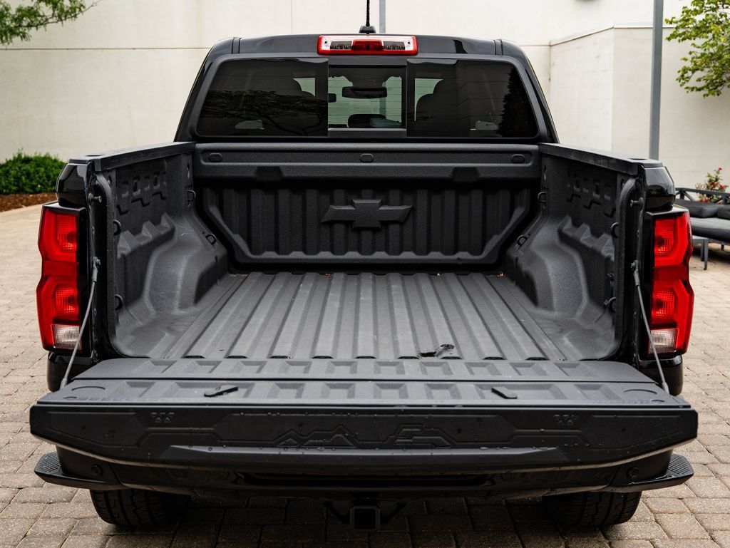 Used 2026 Chevrolet Colorado LT w/ LT Convenience Package RWD image 19