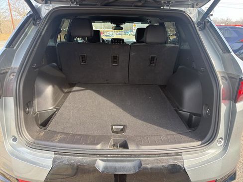 Used 2025 Chevrolet Blazer RS image 40