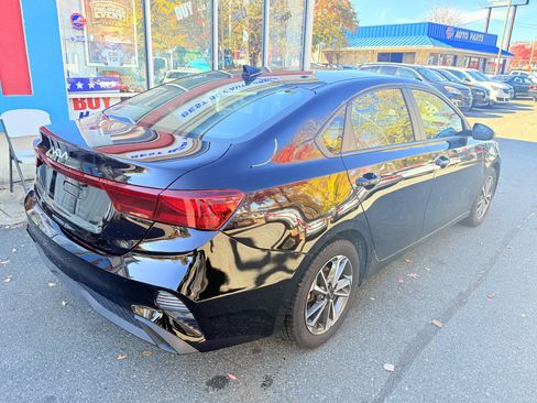 Used 2023 Kia Forte LXS image 10