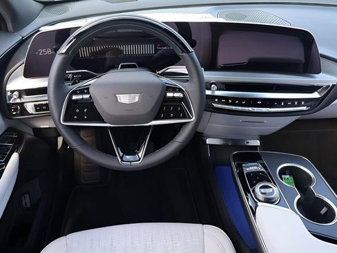 New 2026 Cadillac Lyriq Sport RWD image 16