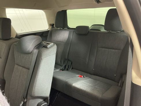 Used 2022 Ford Expedition XLT image 29