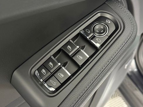 New 2026 Porsche Macan S image 28