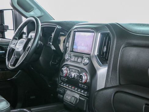 Used 2023 GMC Sierra 2500 Denali w/ Denali Ultimate Package AWD/4WD image 30