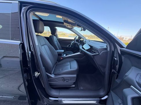 Used 2025 Audi Q5 Premium w/ Convenience Package AWD/4WD image 45