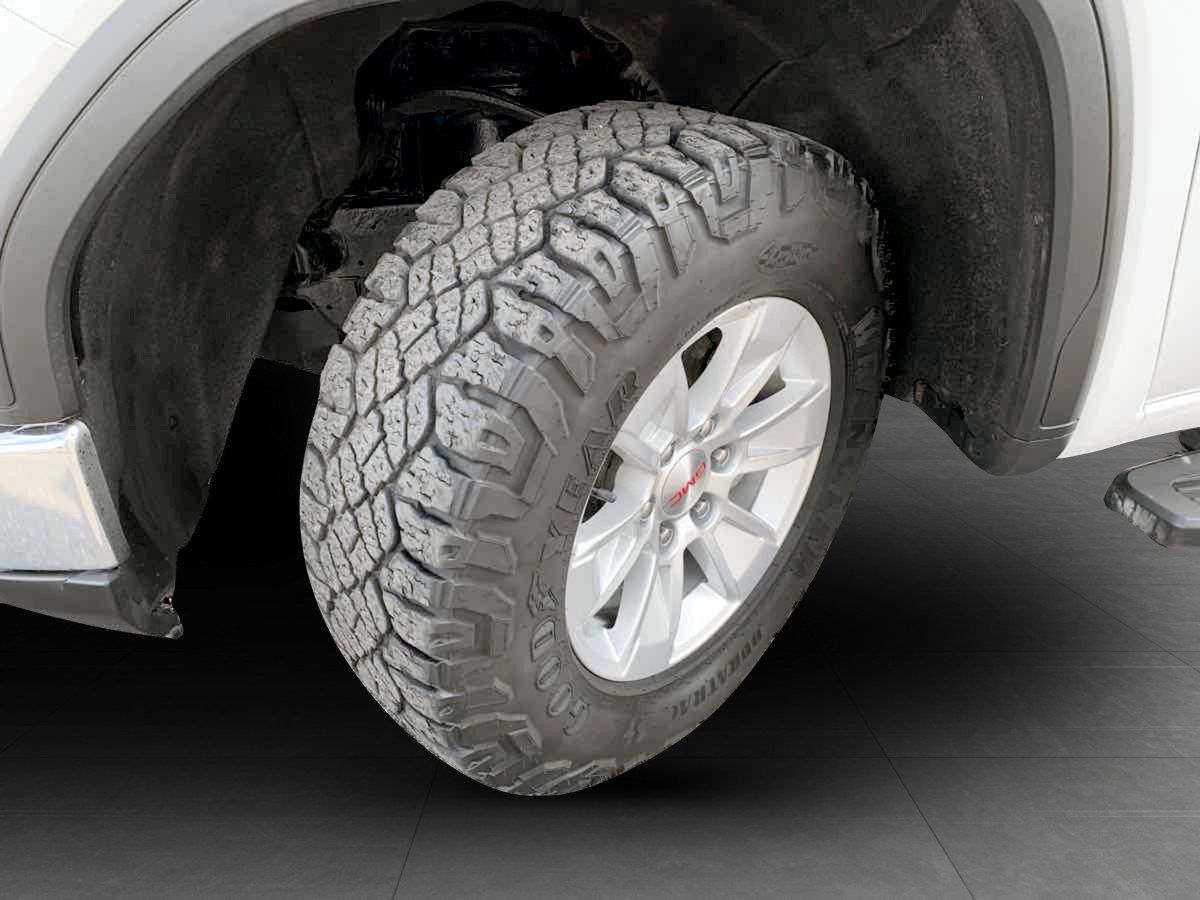 Used 2022 GMC Sierra 1500 SLE AWD/4WD image 10