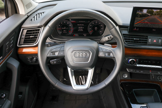 Certified 2023 Audi Q5 2.0T Premium Plus w/ Premium Plus Package AWD/4WD image 9