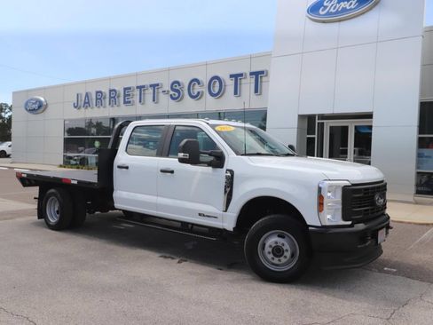 Certified 2025 Ford F350 XL AWD/4WD image 2