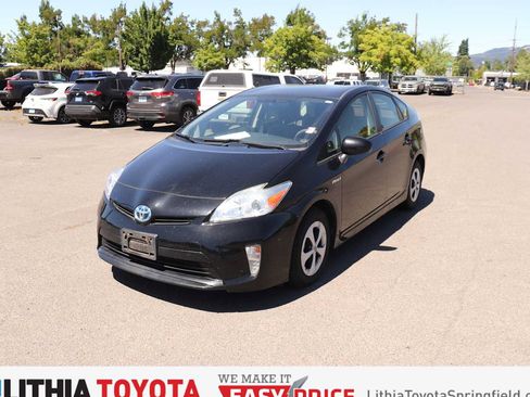 Used 2015 Toyota Prius Two FWD image 1